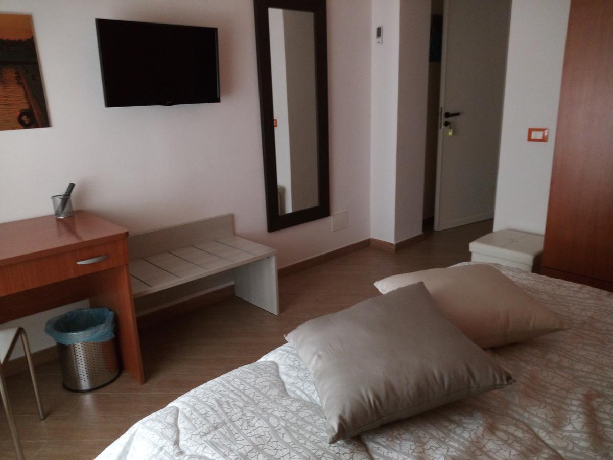 トラーパニ L'Oasi Del Porto Bed & Breakfast エクステリア 写真